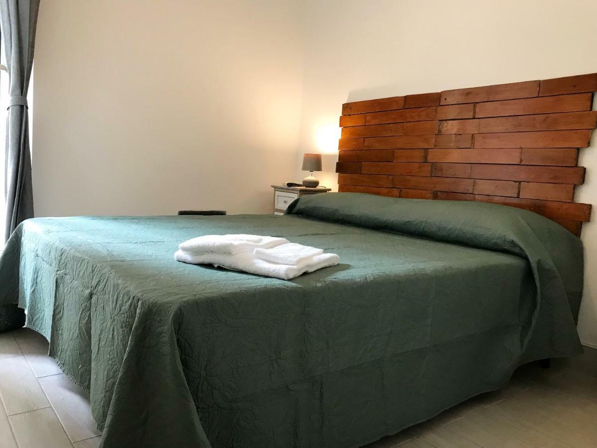 Bed and breakfast Dea Flora Roma